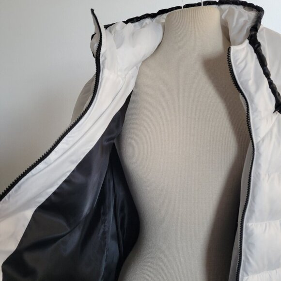 Kenneth Cole New York Women’s Lightweight White Contrast Puffer Coat (Size: M) - Picture 9 of 16